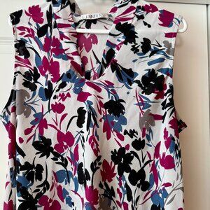 Kasper Women’s Short Sleeve Blouse – V-Neck